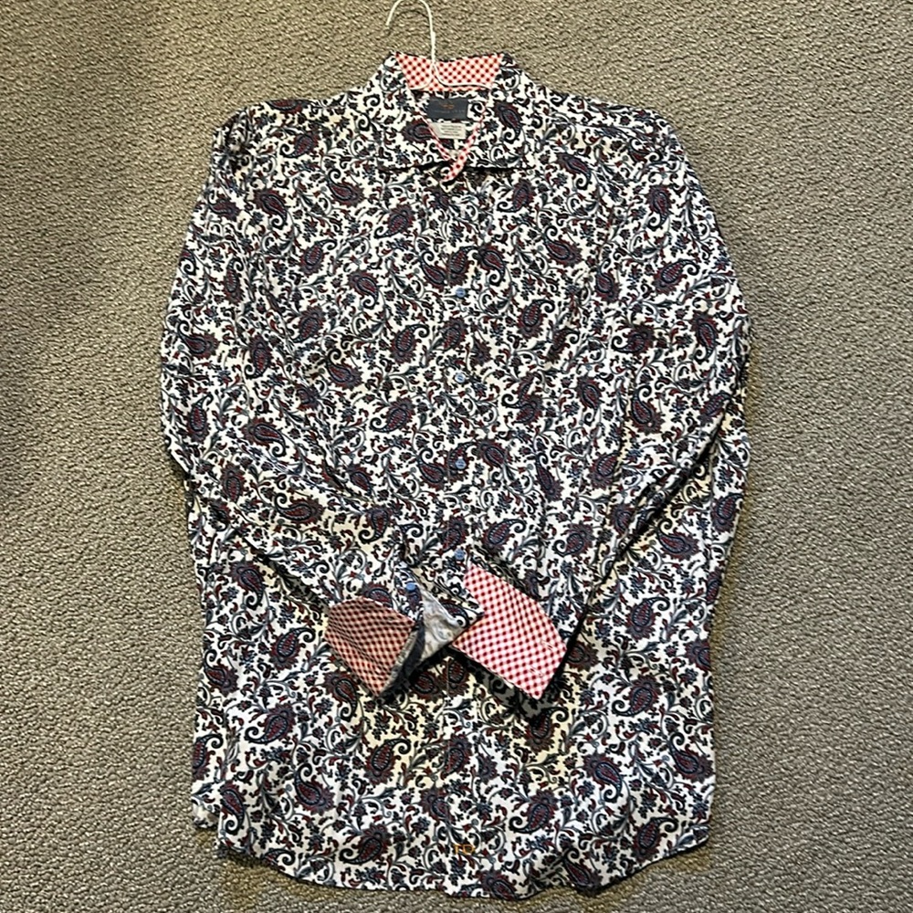 Thomas Dean men’s XL. Life of the party shirt.